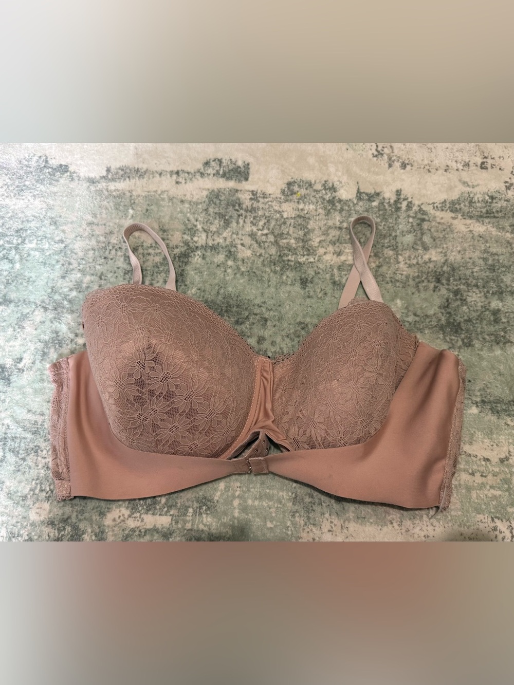 Mauve Lace Push Up Bra Padded Underwire Front Support Band- Fits 40DDD. READ